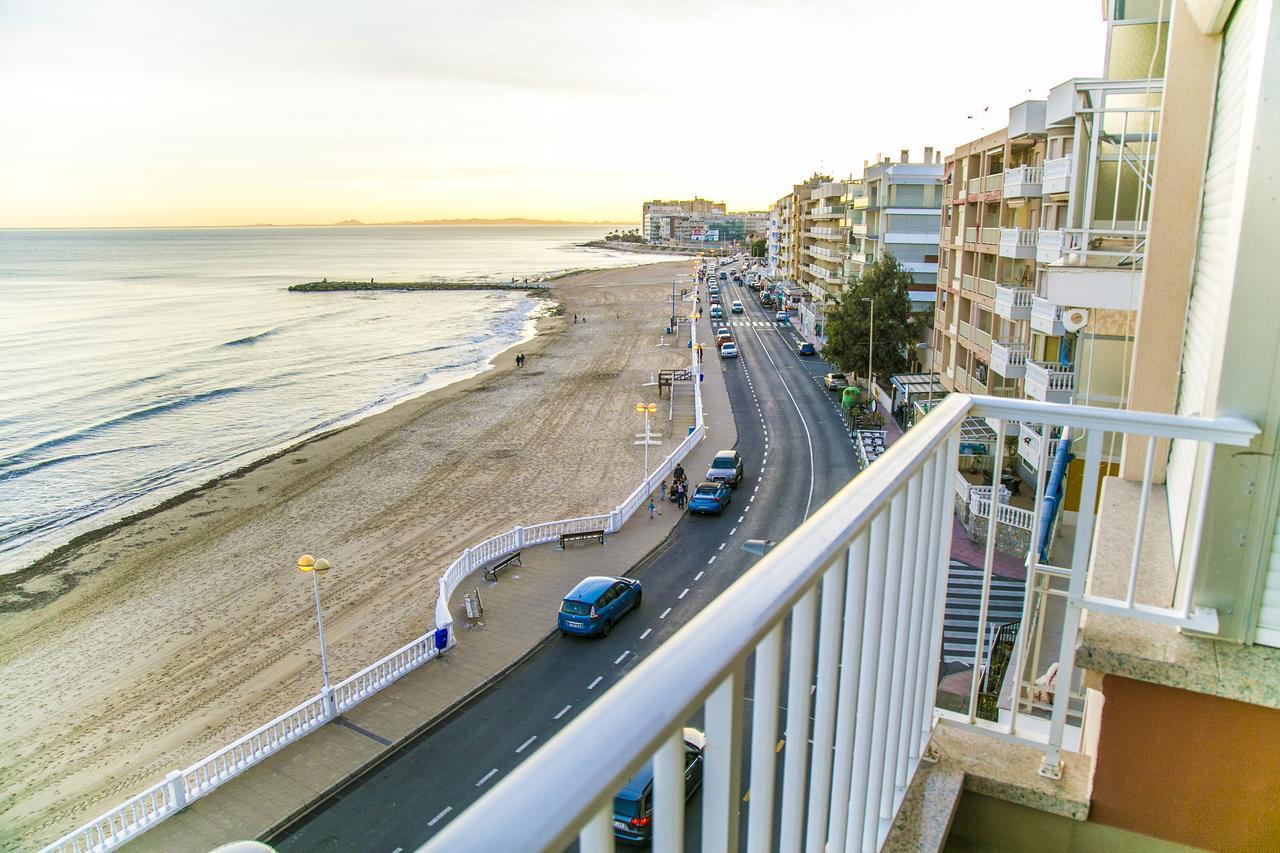Homely Apartments Playa De Los Locos Torrevieja Ngoại thất bức ảnh