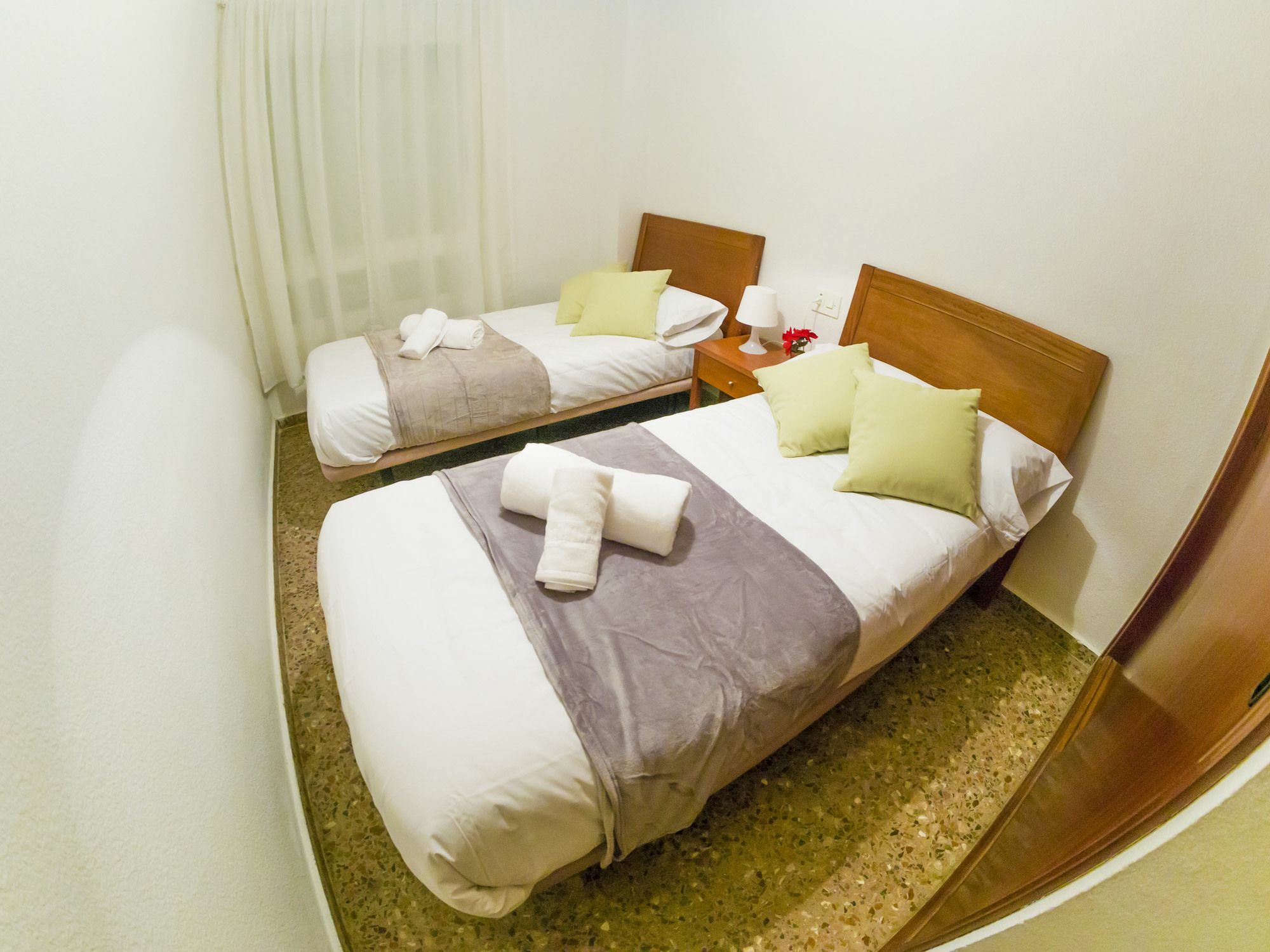 Homely Apartments Playa De Los Locos Torrevieja Ngoại thất bức ảnh